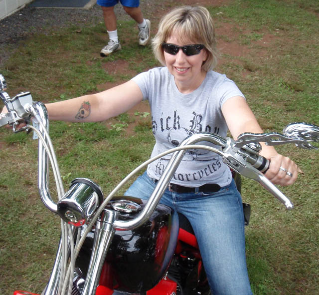 I'm a FL biker and all-around great girl that will out-shop you six ways from Sunday.